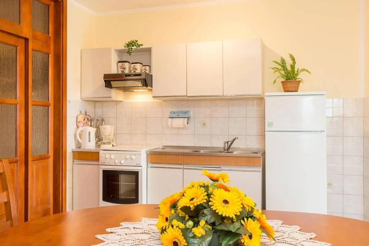 Apartment Percan Krnica